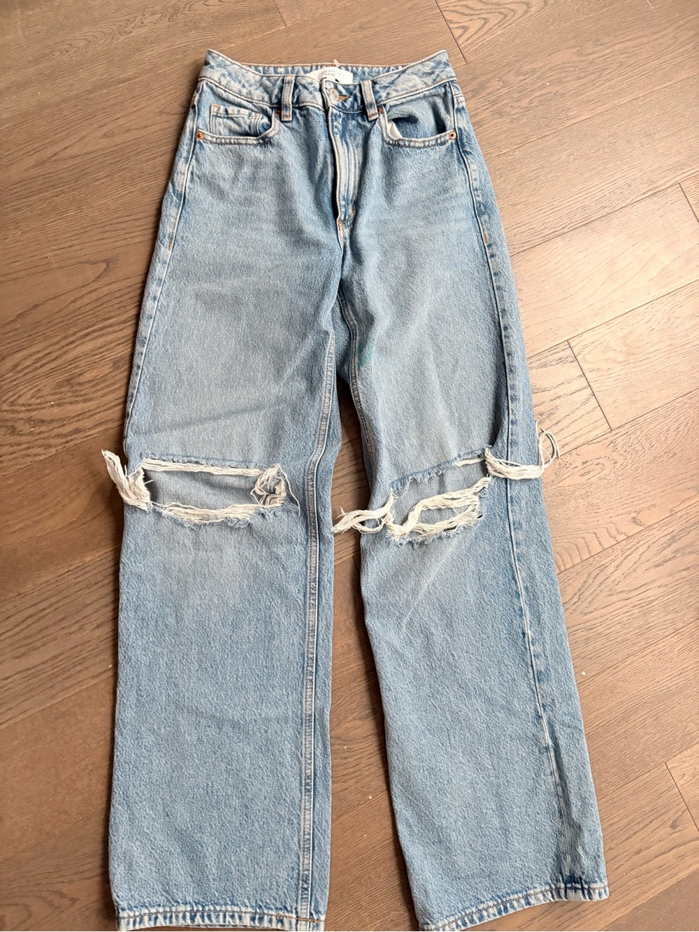 Dynamite Light Blue Distressed Straight-Leg Jeans